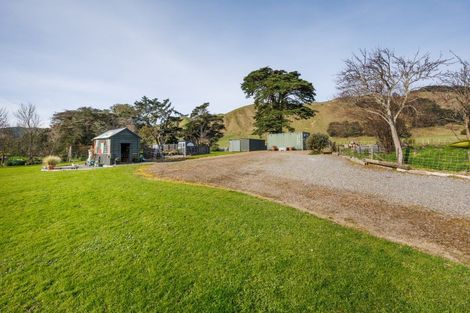 Photo of property in 185 Albert Road, Tokomaru, Palmerston North, 4474