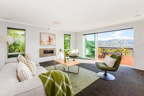 Photo of property in 26 Kilkelly Close, Tawa, Wellington, 5028