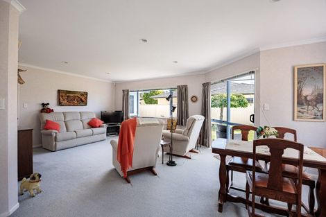 Photo of property in 88b Kensington Drive, Taradale, Napier, 4112