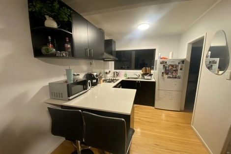 Photo of property in 3/125a Birkdale Road, Birkdale, Auckland, 0626