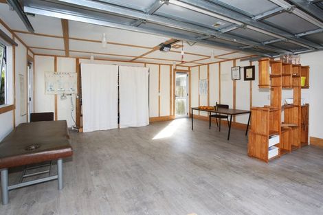 Photo of property in 76 King Street, Waiuku, 2123