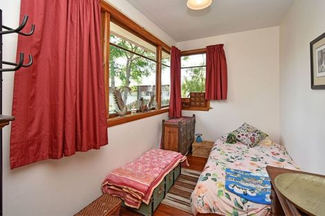 Photo of property in 52 Olliviers Road, Phillipstown, Christchurch, 8011