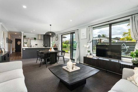 Photo of property in 10d4 Clive Road, Katikati, 3129