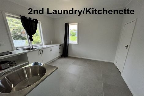 Photo of property in 17a Kereru Street, Henderson, Auckland, 0612
