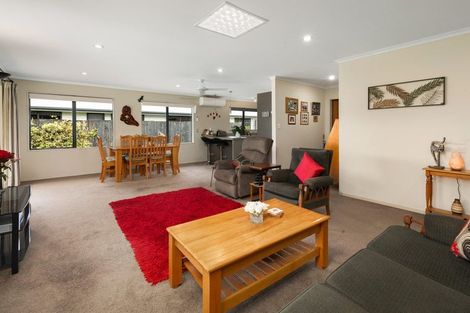 Photo of property in 10 Merrimana Drive, Thames, 3500