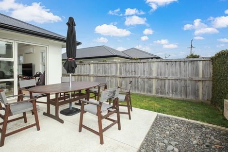 Photo of property in 28u3 Heath Street, Saint Andrews, Hamilton, 3200