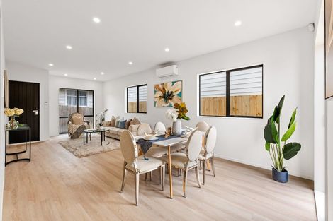 Photo of property in 49b Vera Road, Te Atatu South, Auckland, 0610