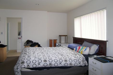 Photo of property in 42 Keri Vista Rise, Papakura, 2110