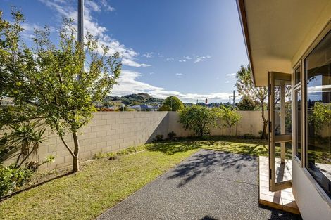Photo of property in 54 Neeve Road, Taradale, Napier, 4112