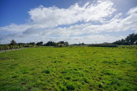 Photo of property in 37 Paremoremo Road, Lucas Heights, Auckland, 0632