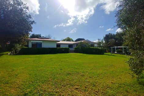 Photo of property in 178 Valley Road, Waimauku, 0881