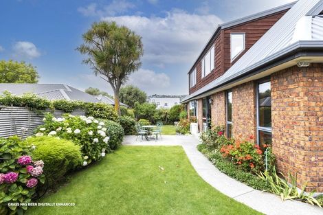 Photo of property in 57 Main Road, Redcliffs, Christchurch, 8081