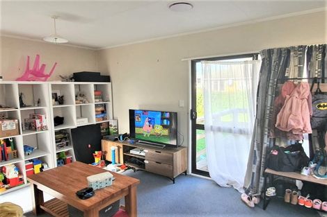 Photo of property in 1a Mchardie Street, Trentham, Upper Hutt, 5018