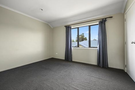 Photo of property in 202 Old Farm Road, Hamilton East, Hamilton, 3216