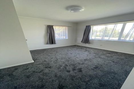 Photo of property in 1/41 College Road, Northcote, Auckland, 0627