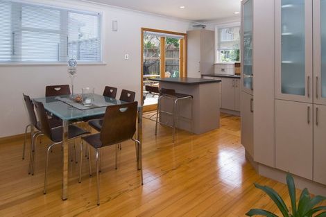 Photo of property in 160b Ridge Road, Howick, Auckland, 2014
