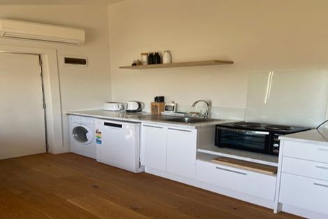 Photo of property in 83 Seatoun Heights Road, Seatoun, Wellington, 6022