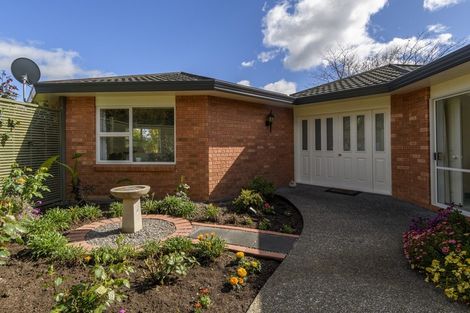 Photo of property in 1 Links View Drive, Omokoroa, 3114