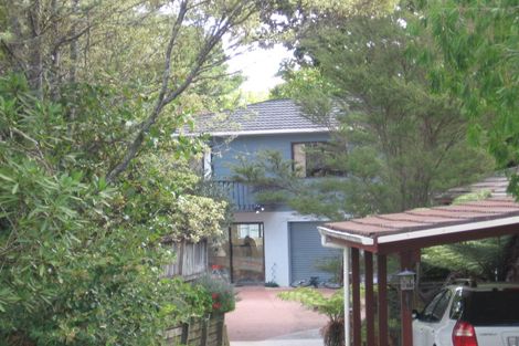 Photo of property in 2/16 Odin Place, Beach Haven, Auckland, 0626