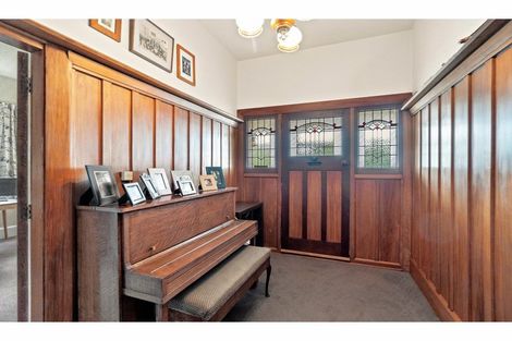 Photo of property in 53 Beckford Road, Saint Martins, Christchurch, 8022