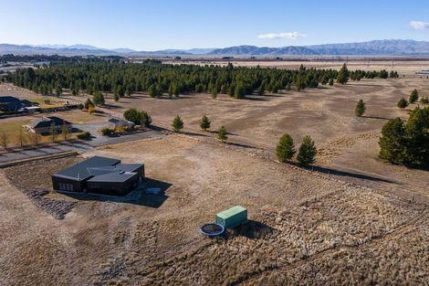 Photo of property in 4 Neuman Road, Twizel, 7901
