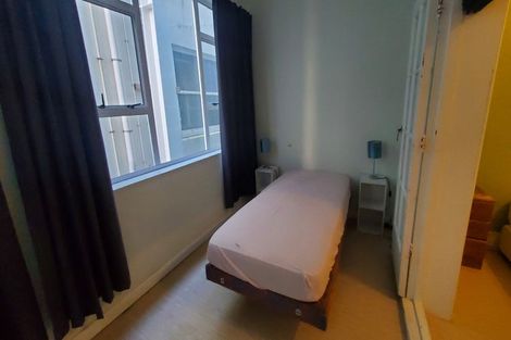 Photo of property in Devonport Apartments, 23/127 Saint Aubyn Street, New Plymouth, 4310