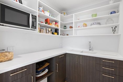 Photo of property in 14 Eltham Road, Blenheim, 7201