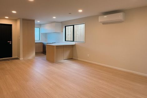 Photo of property in 5b Topliss Drive, Northcross, Auckland, 0632