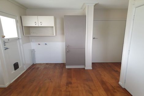 Photo of property in 8f1-c Exchange Street, Ebdentown, Upper Hutt, 5018