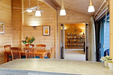 Photo of property in 53d Kotare Street, Waikanae, 5036