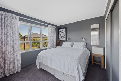 Photo of property in 18 Lipscombe Crescent, Havelock North, 4130