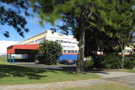Photo of property in 2/39 Kiwi Esplanade, Mangere Bridge, Auckland, 2022