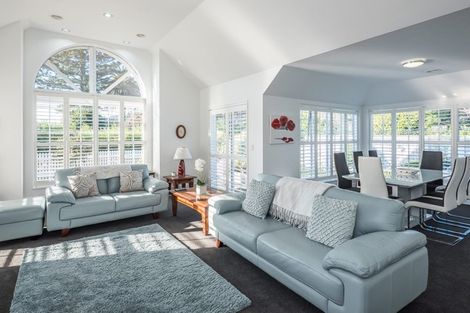 Photo of property in 1 Maple Lane, Waikanae, 5036