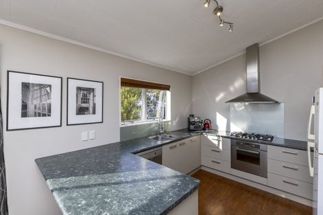 Photo of property in 43 Kaitawa Crescent, Paraparaumu, 5032