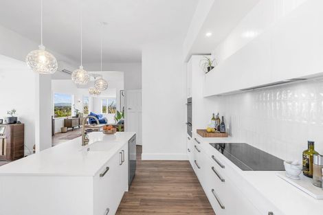 Photo of property in 34 Hackthorne Road, Cashmere, Christchurch, 8022