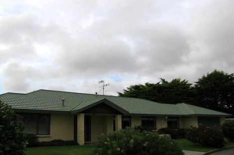 Photo of property in 9 Leigh Place, Paraparaumu Beach, Paraparaumu, 5032