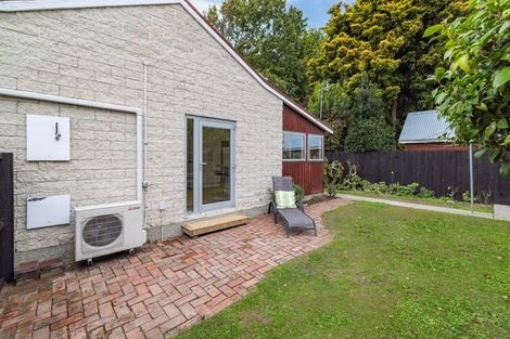 Photo of property in 1/5 Hythe Lane, Saint Martins, Christchurch, 8022