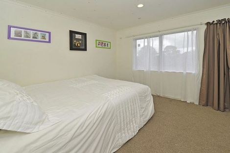 Photo of property in 6 Milson Drive, Papakura, 2110