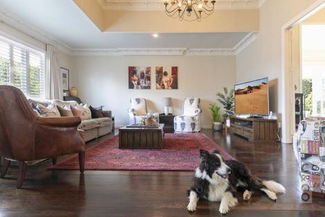 Photo of property in 25 George Street, Riverhead, 0820