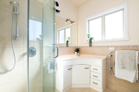 Photo of property in 19a Guthrie Road, Havelock North, 4130