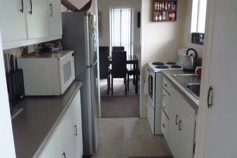 Photo of property in 6 Parvin Place, Pukekohe, 2120