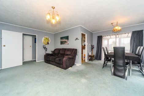 Photo of property in 8 Colonial Place, Kelvin Grove, Palmerston North, 4414