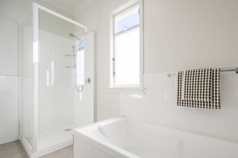 Photo of property in 1/191 Kennedy Road, Marewa, Napier, 4110