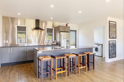 Photo of property in 1599 State Highway 2, Waipawa, 4275