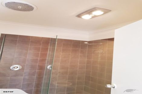 Photo of property in 52 Chamberlain Road, Karori, Wellington, 6012