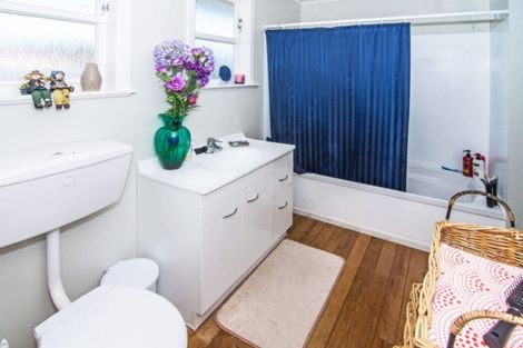 Photo of property in 97 Cameron Crescent, Masterton, 5810