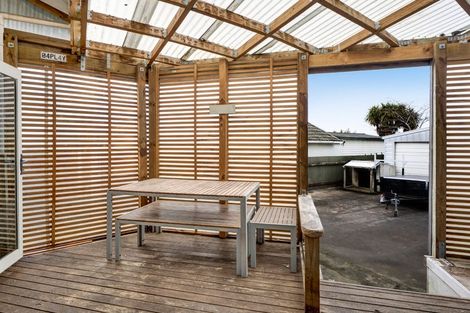 Photo of property in 231 Glover Road, Hawera, 4610