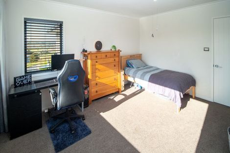 Photo of property in 64 Lakeview Lane, Mangawhai, 0573
