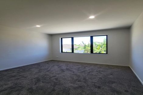 Photo of property in 10 Benton Place, Manurewa, Auckland, 2102