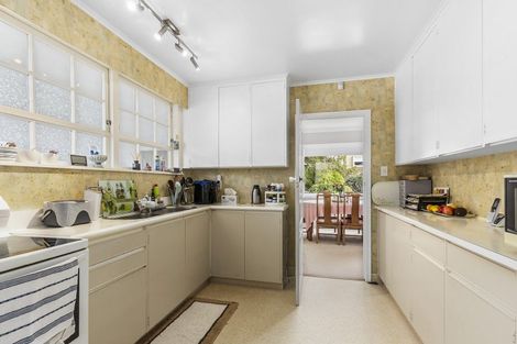 Photo of property in 5 Ridd Crescent, Karori, Wellington, 6012